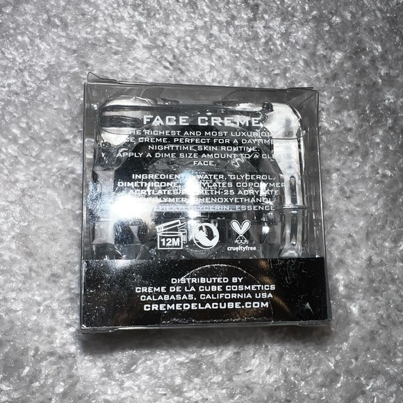 new crème de la cream face lotion - Picture 4 of 5